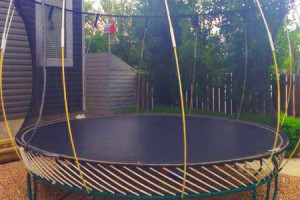 springfree-trampoline-assembly_melbourne